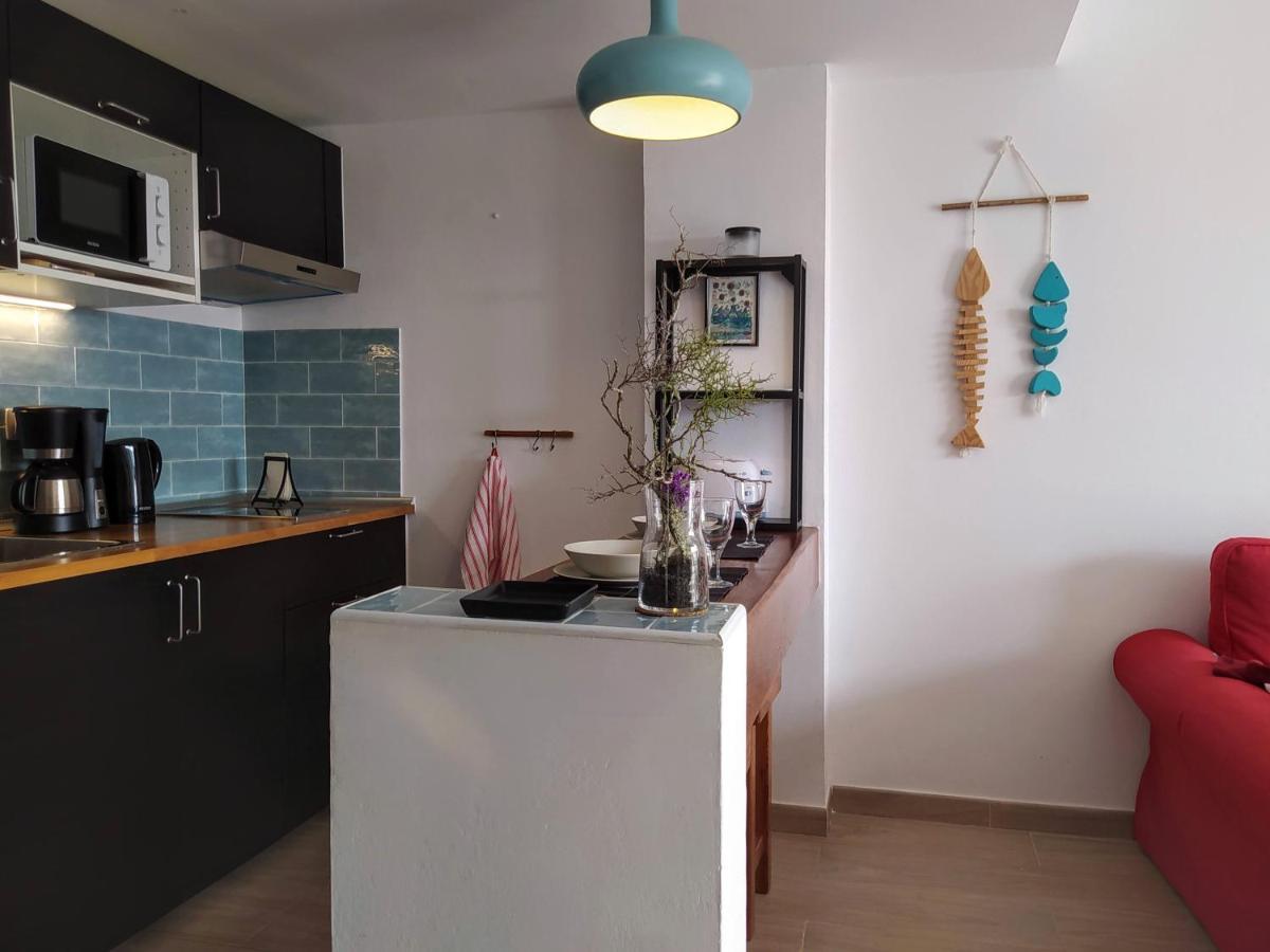 Aqua Apt Sunrise & Sea Views Коста Тегисе Екстериор снимка