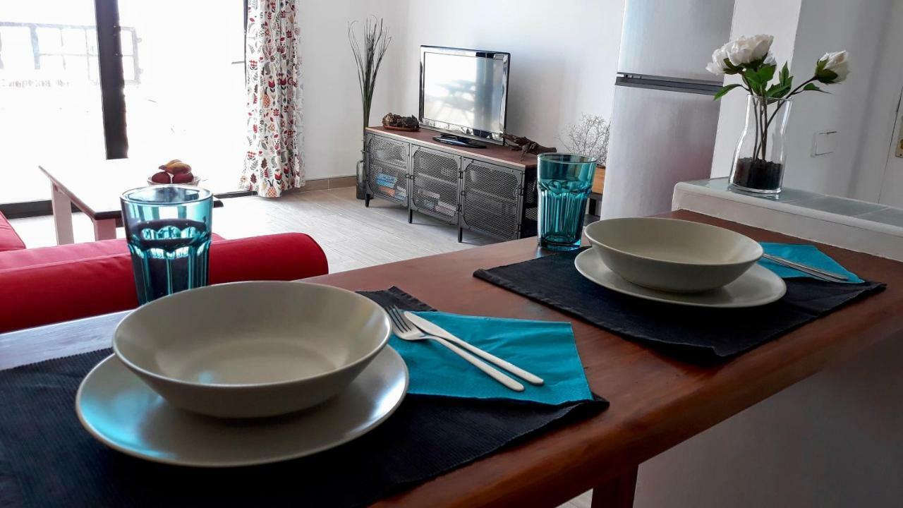 Aqua Apt Sunrise & Sea Views Коста Тегисе Екстериор снимка