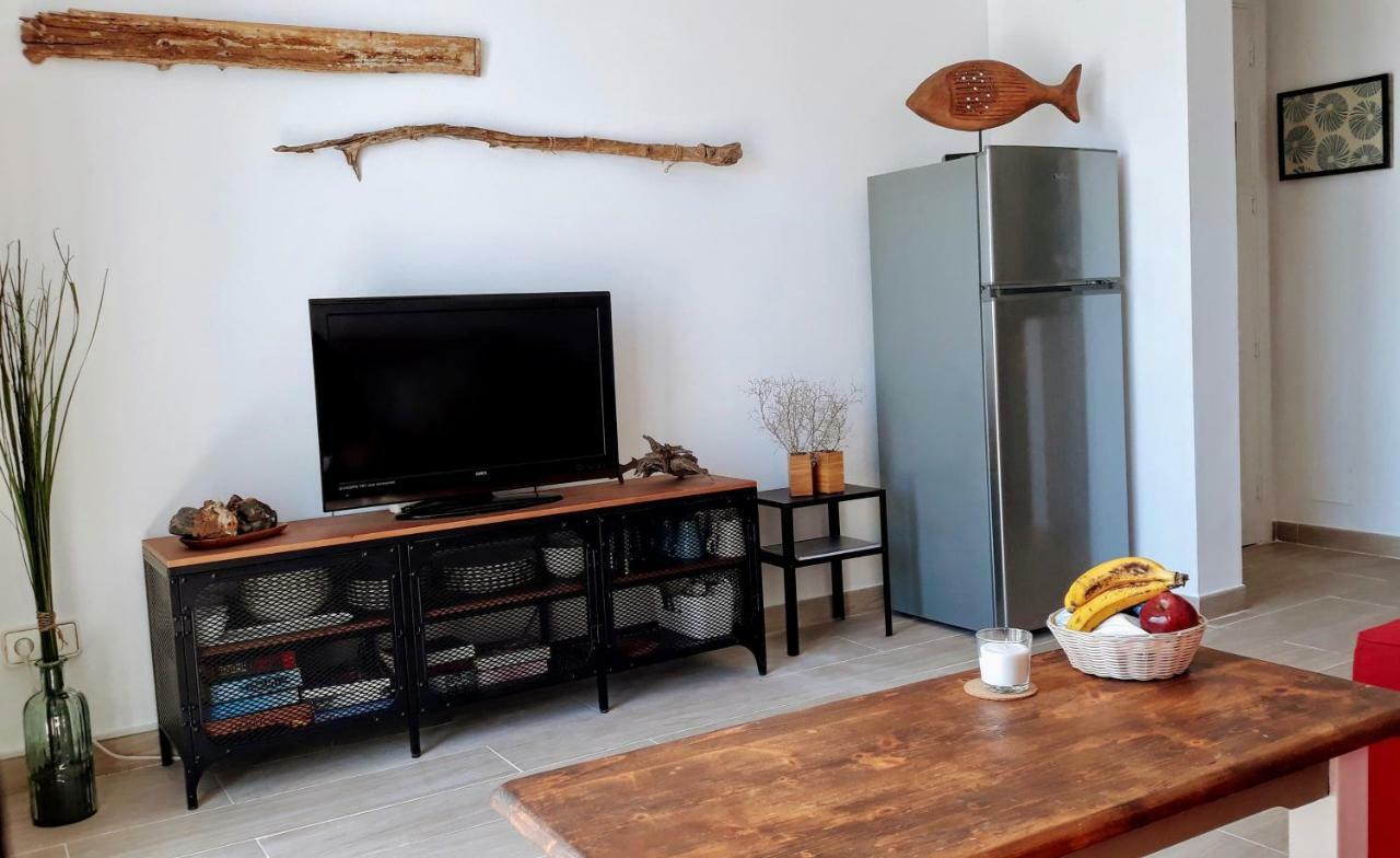 Aqua Apt Sunrise & Sea Views Коста Тегисе Екстериор снимка